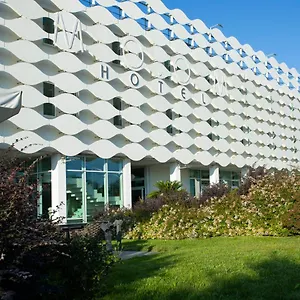 **** Hotel Mo.om Italy